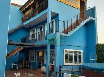 Casa · 135m² · 6 Quartos · 3 Vagas · Sobrado em Jardim Santa Helena, Guarulhos/SP de 135m² 6 quartos à venda por R$ 900.000,00