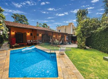 Casa · 194m² · 3 Quartos · 4 Vagas · Casa em São Paulo II, Cotia/SP de 194m² 3 quartos à venda por R$ 1.500.000,00