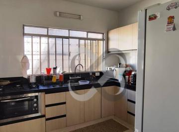 Casa 360m² Venda Bela Vista · Casa em Bela Vista, Londrina/PR de 200m² 3 quartos à venda por R$ 1.050.000,00