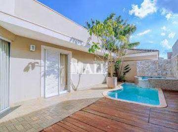 Casa · 318m² · 4 Quartos · 4 Vagas · Oportunidade com 4 Suites no Condominio Damha V