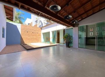 a2e0c100b94b4e88fc5e4ba09feb91fa1801ef99 · Casa à venda no bairro Nova Uberlândia
