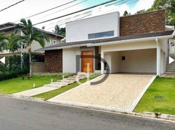 7bdf50395e0336183ab96946a431eb6c247f23bc · Casa em condomínio com piscina e 4 suítes