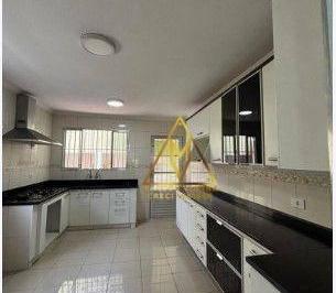 7e8ff00dc8855dc5c81adf87e6138a10fdec1aeb · Sobrado com 3 dormitórios à venda, 194 m² por R$ 700.000 - Parque Vitória - São Paulo/SP
