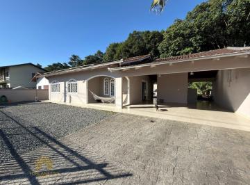 Casa · 380m² · 3 Quartos · Casa à venda - em Boehmerwald