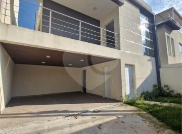 Casa · 181m² · 3 Quartos · 2 Vagas · Casa com 3 quartos à venda em Pinheirinho - SP