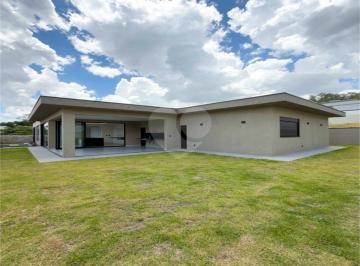 Casa · 260m² · 3 Quartos · 4 Vagas · Casa com 3 quartos à venda em Santa cândida - SP