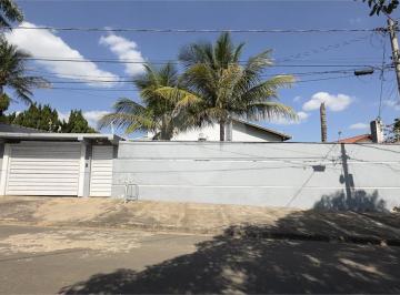 Casa · 380m² · 3 Quartos · 10 Vagas · Condomínio com 3 quartos à venda em Colinas do mosteiro de itaici - SP