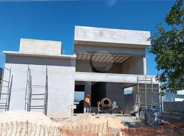 Casa · 155m² · 3 Quartos · 2 Vagas · Condomínio com 3 quartos à venda em Buru - SP