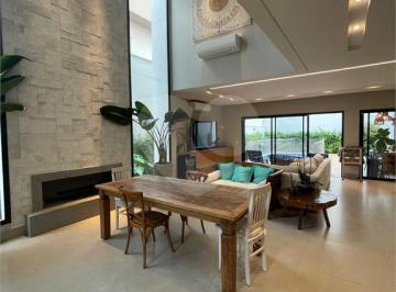 Casa · 289m² · 4 Quartos · 4 Vagas · Condomínio com 4 quartos à venda em Nações - SP