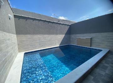 Casa de 2 quartos, Itanhaém · Casa com 2 quartos e piscina em Itanhaém.