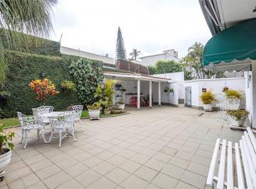 Casa de 5 quartos, São Paulo · Casa de vila fechada com portão com amplo quintal