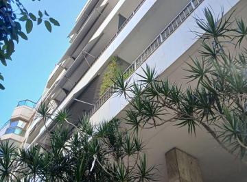 Apartamento de 3 quartos, Rio de Janeiro · Lindo apartamento na Avenida Alexandre Ferreira com vista da Lagoa