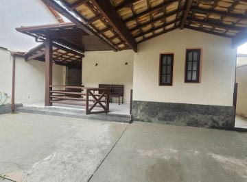 Casa de 3 quartos, Petrópolis · Vendo Excelente casa em Corrêas