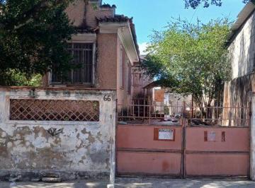 Casa de 4 quartos, Rio de Janeiro · Casa antiga com terreno 12 x 40 , ideal para construtora ou investidor.