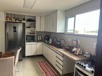 Casa de 3 quartos, Brasília · Casa com 3 quartos à venda Brasília - DF