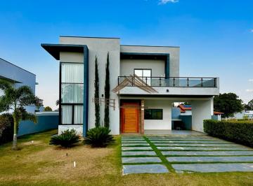 Casa de 3 quartos, Porangaba · Espetacular sobrado a venda no Ninho Verde 1 com 3 suítes, ampla área de lazer