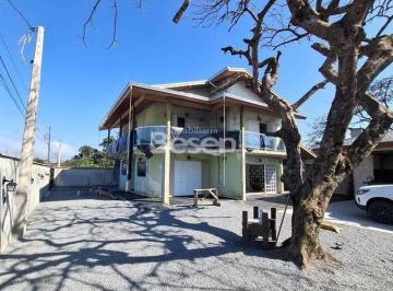 Casa · 300m² · 4 Quartos · 3 Vagas · LINDO SOBRADO COM APROXIMADAMENTE 300M² NO BALNEÁRIO ITAPEMA DO SAÍ , BARRA DO SAÍ