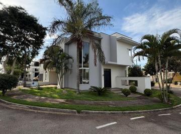 Foto 01 · Casa para locação na Vila Nova Sorocaba: 4 quartos, 2 suites, 2 salas, 3 banheiros, 4 vagas de garag