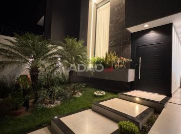 Fachada · TRINDADE - CASA DE ALTO PADRÃO À VENDA – SETOR CRISTINA II EXPANSÃO Casa de Rua com 3 Quarto(s) por