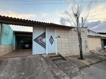 Casa · 250m² · 3 Quartos · 5 Vagas · Casa à Venda na QNM 23 Conjunto M | Lote de 250 m² | 3 Quartos | Garagem para 5 Carros