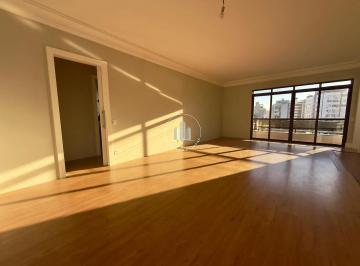 Apartamento · 131m² · 3 Quartos · 1 Vaga · Apartamento 3 Quartos com 1 Suíte e 131m² - Centro