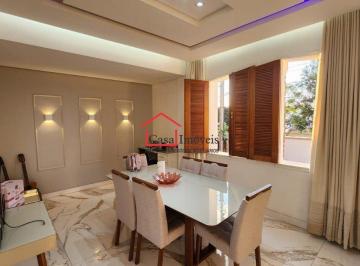 Casa · 220m² · 3 Quartos · Casa 3 quartos, Santa Tereza em BH