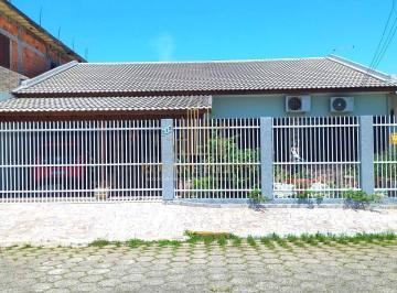 Casa · 132m² · 3 Quartos · 2 Vagas · Casa com 3 dormitórios à venda, 132 m² por R$ 390.000 - Balneário Arroio do Silva/SC