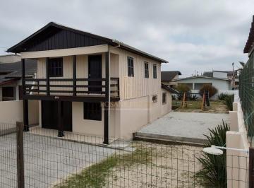 Casa · 120m² · 3 Quartos · 2 Vagas · Casa com 3 dormitórios para alugar, 120 m² - Centro - Balneário Arroio do Silva/SC
