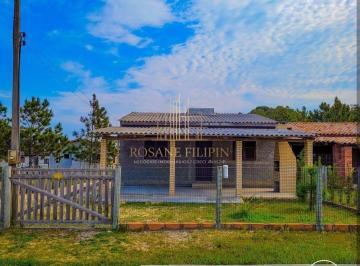 Casa · 52m² · 2 Quartos · Casa com 2 dormitórios à venda, 52 m² - Areias Brancas - Balneário Arroio do Silva/SC