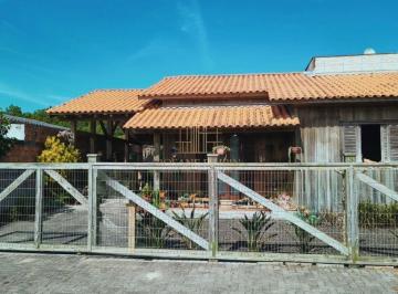 Casa · 100m² · 2 Quartos · 1 Vaga · Casa com 2 dormitórios à venda, 100 m² - Areias Brancas - Balneário Arroio do Silva/SC