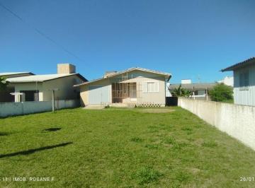 Casa · 70m² · 2 Quartos · 1 Vaga · Casa com 2 dormitórios à venda, 70 m² - Golfinho - Balneário Arroio do Silva/SC