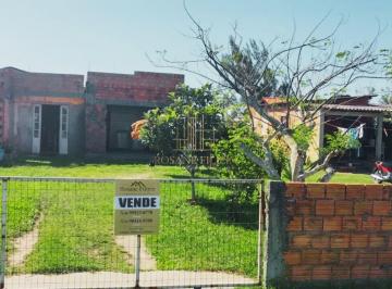 Casa · 80m² · 2 Quartos · Casa com 2 dormitórios à venda, 80 m² por R$ 590.000 - Zona Sul - Balneário Arroio do Silva/SC