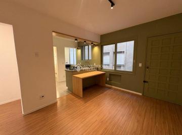 Apartamento · 58m² · 2 Quartos · Apartamento totalmente reformado 2 quartos, 2 banheiros, Centro Histórico, Porto Alegre