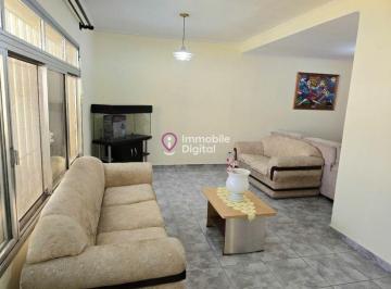 Casa · 250m² · 3 Quartos · 4 Vagas · Casa Térrea à Venda com 3 Quartos, 1 Suíte e 3 Vagas  Próx. Metrô Campo Limpo