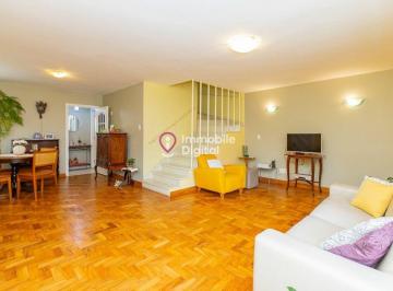 Casa · 212m² · 3 Quartos · 4 Vagas · Sobrado à venda em Santo Amaro - 212m - 3  quartos e 4 vagas reformada