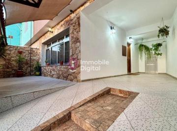 Casa · 132m² · 3 Quartos · 2 Vagas · Sobrado à Venda 132m², 3 quartos, 2 vagas, Porteira fechada, Campo Grande