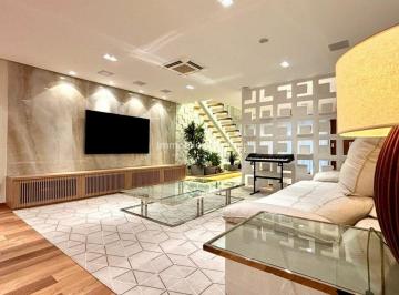 Casa · 281m² · 2 Quartos · 2 Vagas · Casa de Alto Padrão Porteira Fechada ? 360m², Rua Tranquila e Privilegiada