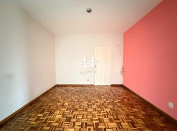 Apartamento · 89m² · 3 Quartos · Apartamento amplo, arejado e reformado com localização privilegiada