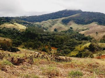 Terreno · 
                                Terreno à venda no Condomínio Parque das Bromélias - Juiz de Fora |