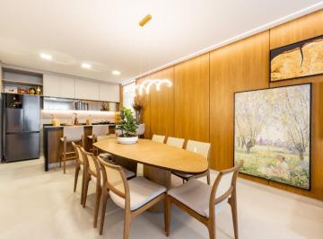 Apartamento · 4 Quartos · 3 Vagas · 
                                Apartamento com excelente localização à venda no Centro - Juiz de F
