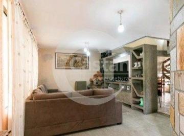 Casa · 358m² · 3 Quartos · 4 Vagas · Sobrado em Vila Carrão