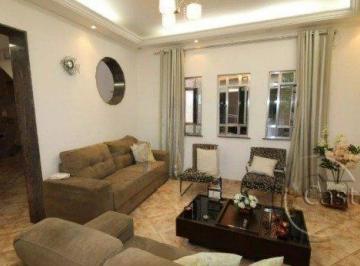 Casa · 182m² · 4 Quartos · 2 Vagas · Sobrado em Chácara Belenzinho