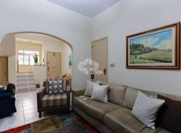 Casa · 195m² · 5 Quartos · 2 Vagas · Casa à venda em Santana com 195m², 5 quartos e 2 vagas de garagem.