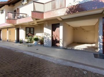 Casa de 3 quartos, Porto Alegre · Casa em condomínio, com 3 dormitórios,