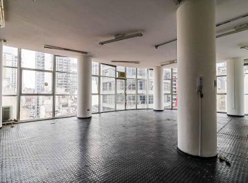 Comercial · 82m² · 1 Quarto · Sala comercial na Rua José Bonifácio, N. 24 - Sala 92 • 82 m²