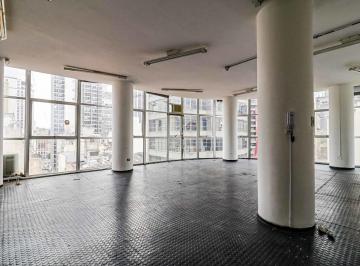 Comercial · 82m² · 1 Quarto · Sala comercial na Rua José Bonifácio, N. 24 - Sala 92 • 82 m²