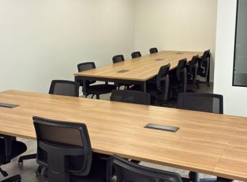 Comercial · 250m² · 1 Vaga · Sala comercial na Rua Capote Valente, N. 1332 - 2° andar - Sala 21 • 250 m²