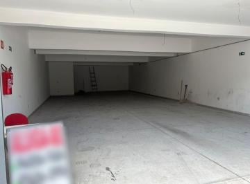 Comercial · 160m² · Loja na Rua Camargo, N. 22 • 160 m²