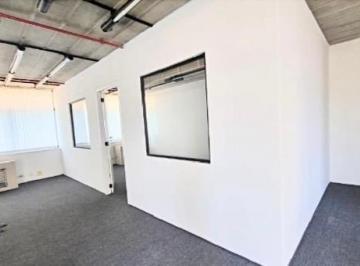 Comercial · 98m² · 2 Vagas · Sala comercial na Rua Geraldo Flausino Gomes, N. 85 - Conjunto 101 • 98 m²