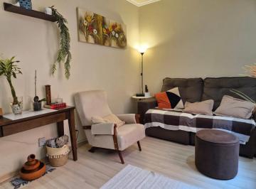 Apartamento · 38m² · 1 Quarto · 1 dormitório reformado